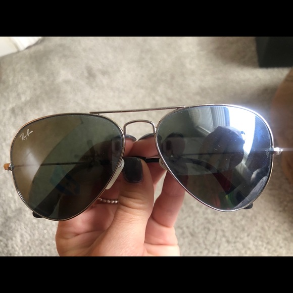 Ray-Ban Aviator Sunglasses - Picture 2 of 4